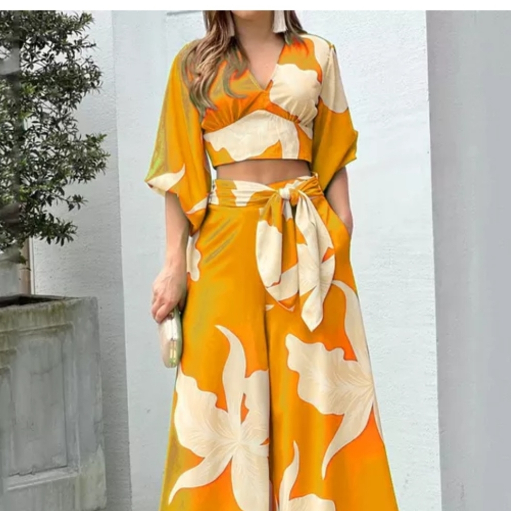 Wide leg pants suit